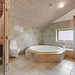 Four-bedroom In Dom wakacyjny Blåvand