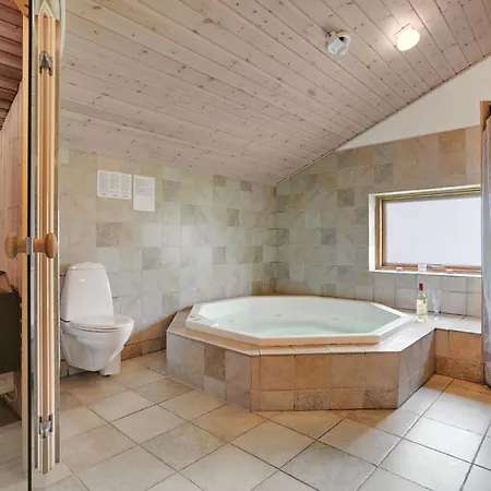Four-bedroom In Дом отдыха Блаванн