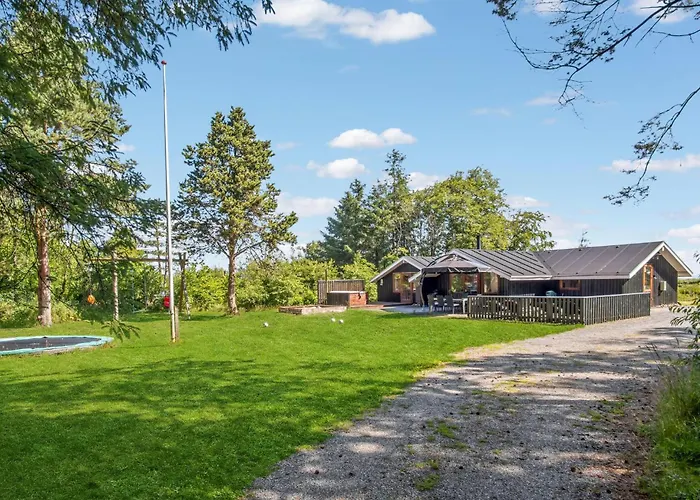 Ferienhaus Four-bedroom In *